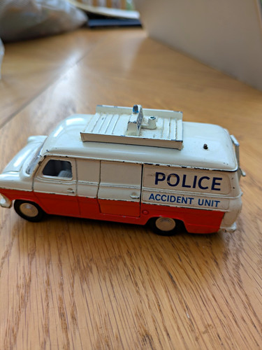 Dinky toys ford transit van - toys,